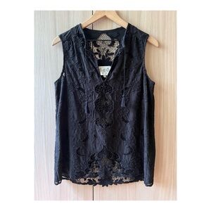 Sea New York designer black embroidered lace top Sz 6